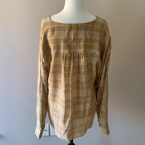 Aritzia Cairo gold Macee blouse (checkered blouse) - Picture 11 of 14